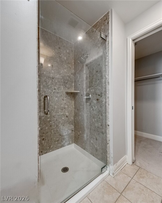 Building Photo - 150 S Las Vegas Blvd