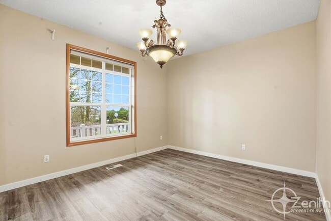 Building Photo - 1511 SE 86th Ct