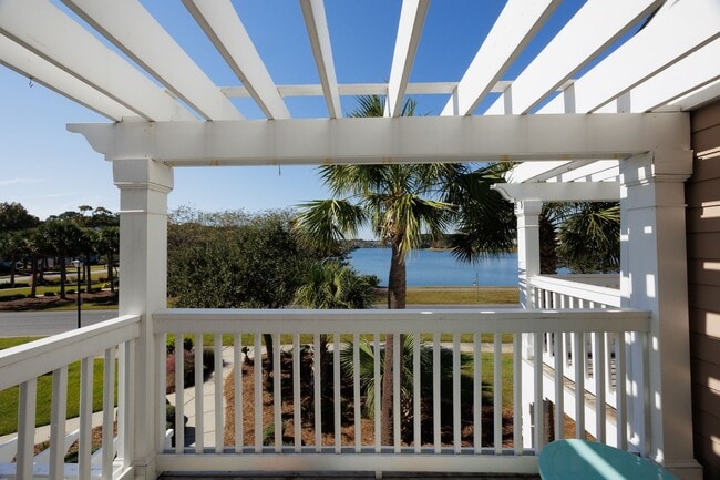 Building Photo - 3 bedroom fully furnished home, Pet Friendly Johns Island, Charleston