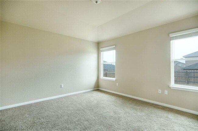 Building Photo - 219 Screech Owl Dr