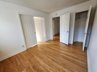 Building Photo - 354 Ferson Ave