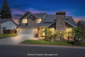 Building Photo - Home for Rent
8735 N. Cedar Ave Unit 151, Fresno, CA 93720
3 Bedroom/2.5 Bath Condo in Fresno (Sh...