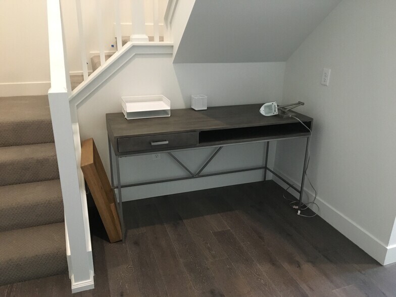 Building Photo - 1898 S Bannock St