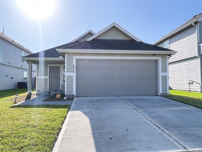 Building Photo - 6515 James Michael Dr