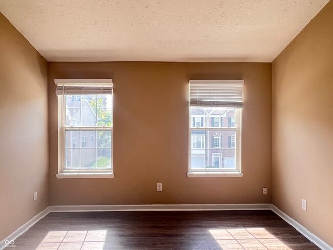Building Photo - 3332 Decker Ridge Dr