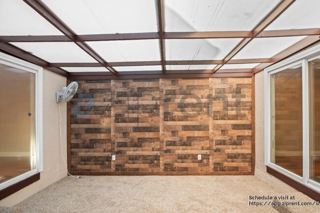 Building Photo - 41098 Bairo Ct