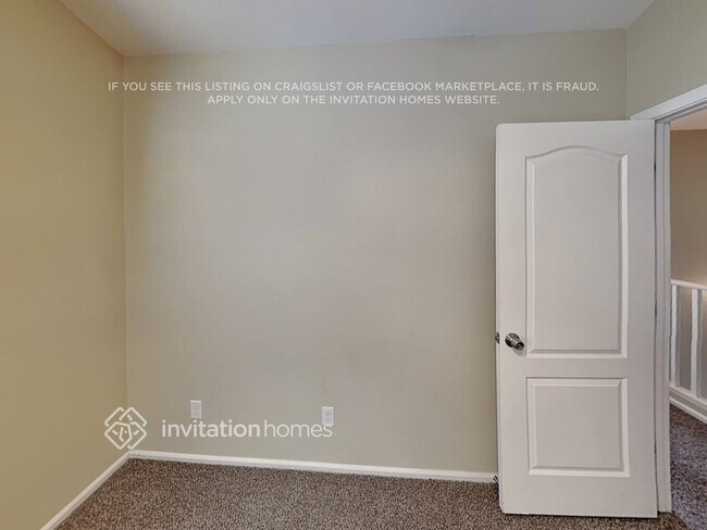 Building Photo - 12324 W Denton Ave