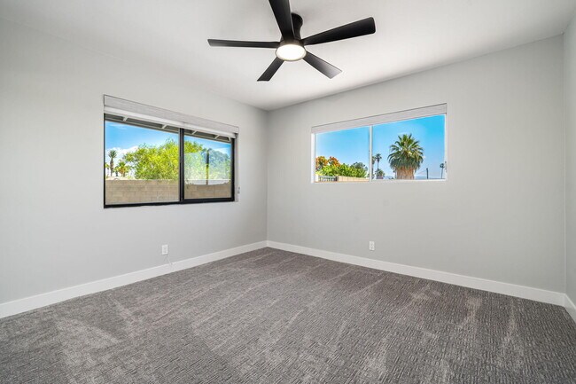 Building Photo - 79869 Hummingbird Ln