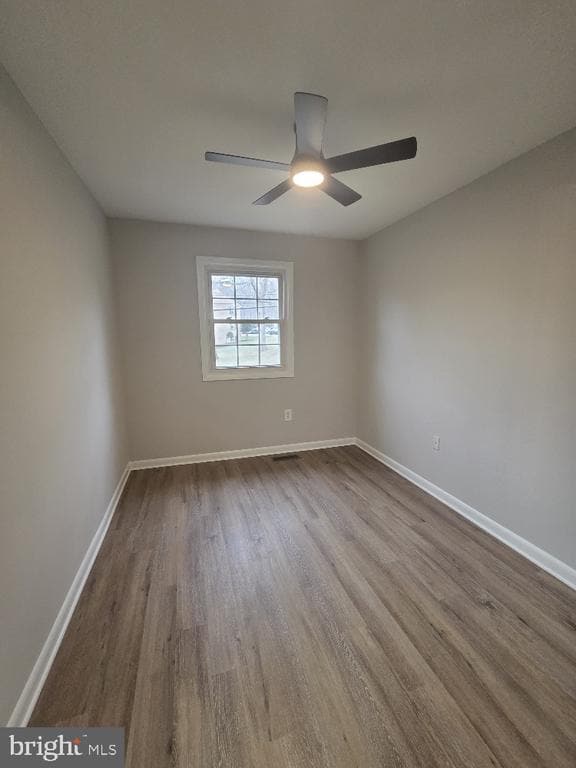 Building Photo - 407 Greenbrier Ct.