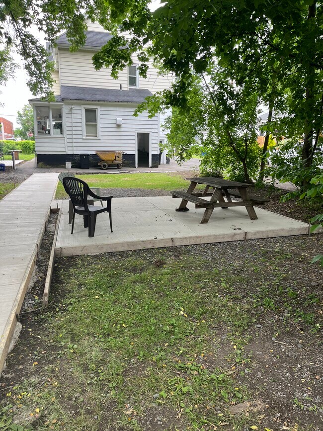 Picnic Area - 826 Park St