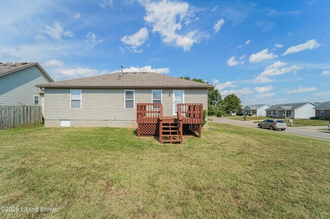 Building Photo - 6700 Leverett Ln