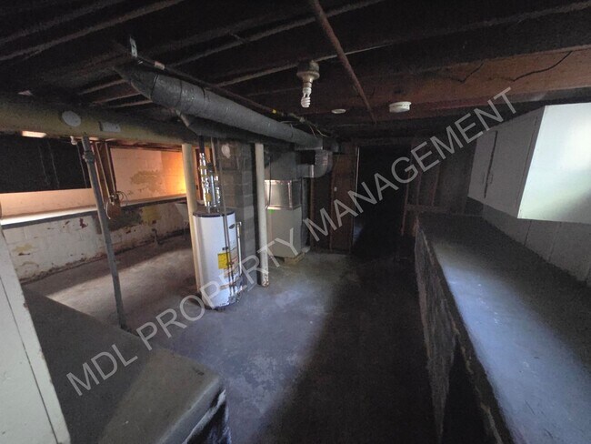 Building Photo - 3-Bedroom Home in Saginaw