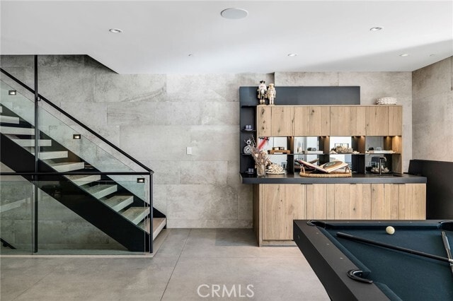 Building Photo - 121 25th St