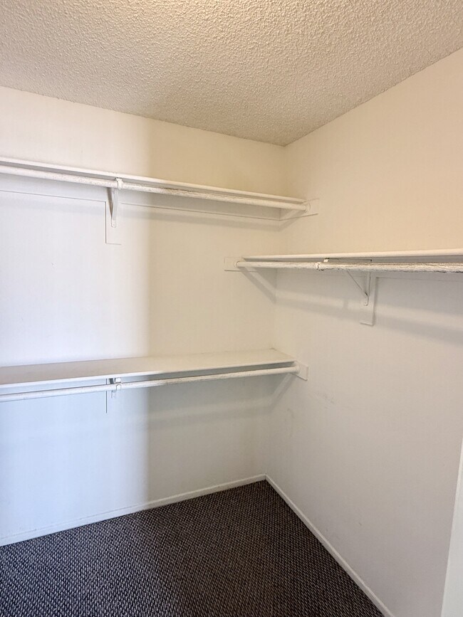 Building Photo - 28088 Orangegrove Ave