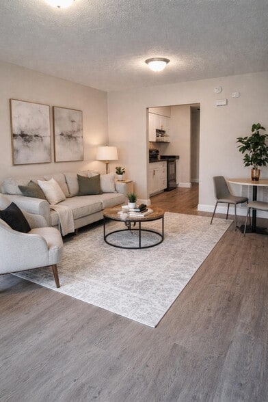 Building Photo - Sunnydale Acres - 2 Bed, 1 Bath - NO WAITLIST