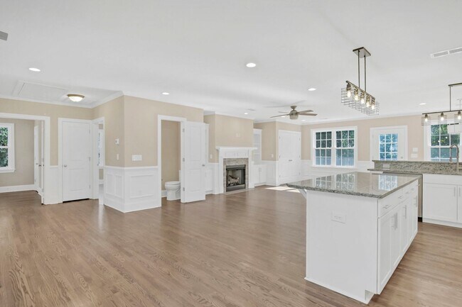 Building Photo - Renovated home in Forest Acres for rent!