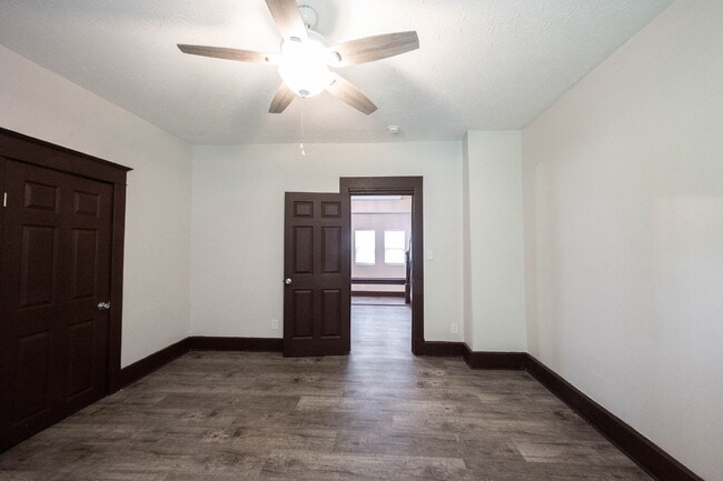 Building Photo - "Spacious 4-Bedroom Gem with 2 Full Baths ...