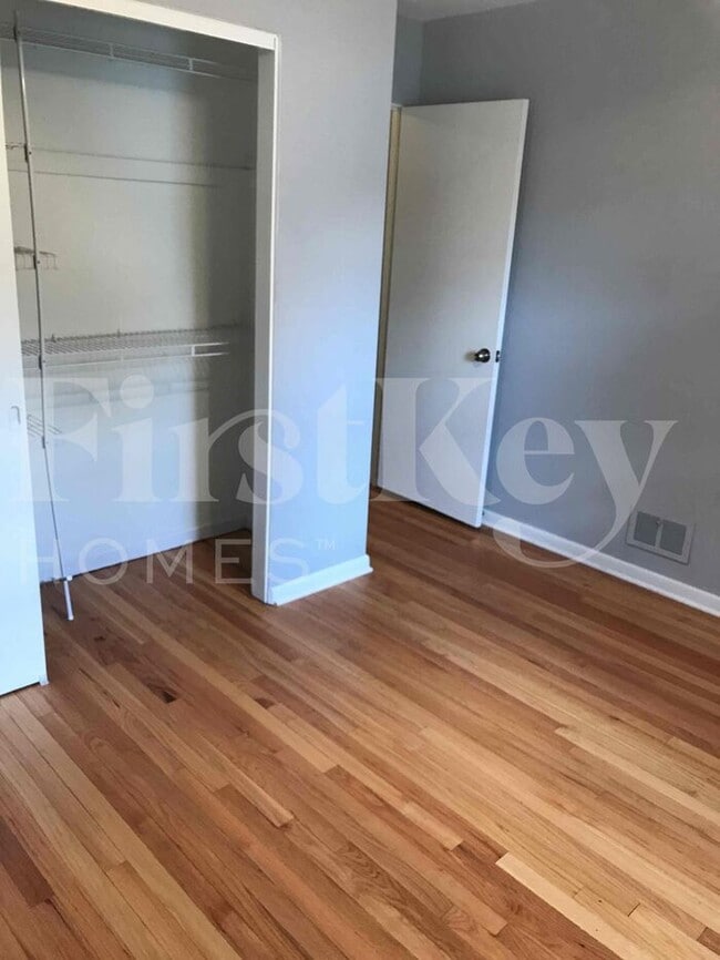 Building Photo - 1407 Evers Ave