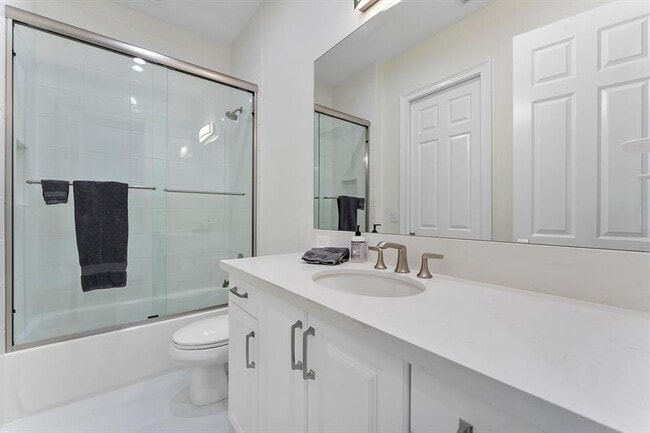 Building Photo - 9626 Vescovato Way
