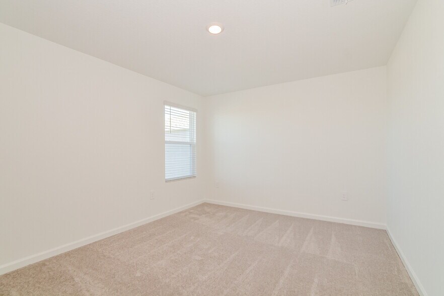 Building Photo - 4054 Old Mill Rd