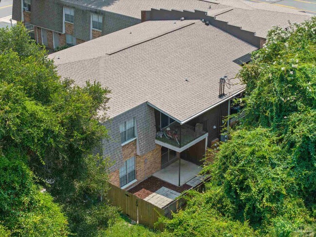 Building Photo - 8101 Tippin Ave