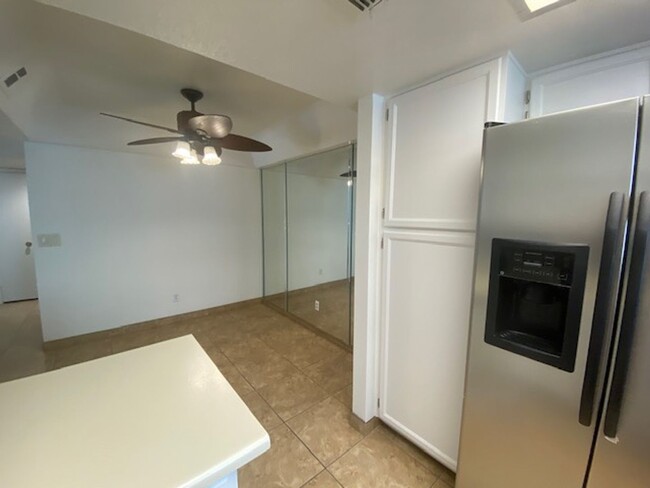 Building Photo - 2 Bedroom 2 Bath in Prime Tempe Location!