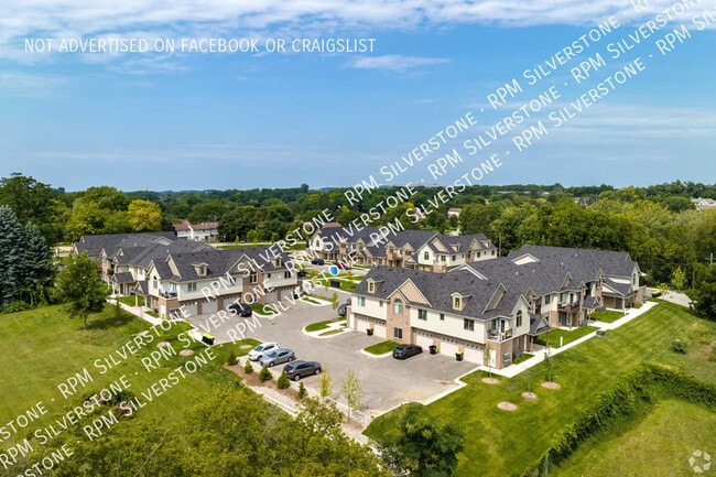 Building Photo - 2688 Barrington Square