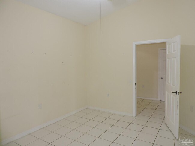 Building Photo - 2319 Brightview Pl