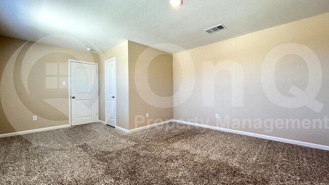 Building Photo - 283 Moonstone Way