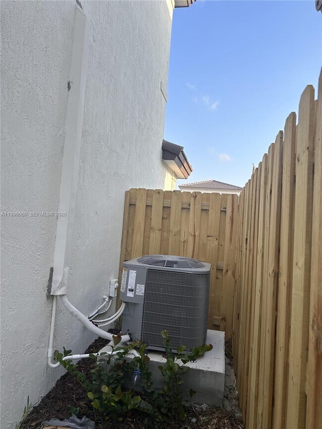 Building Photo - 2345 NW 131st Cir