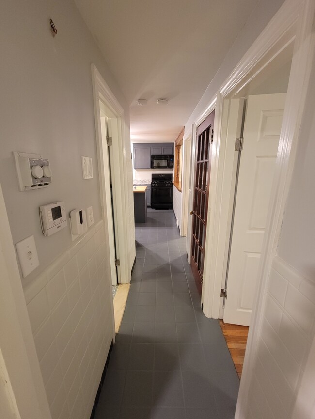 HALLWAY - 58 Eddy St