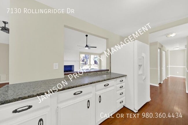 Building Photo - 7130 Rollingridge Dr