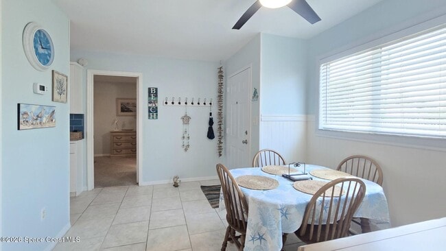 Building Photo - 608 Beach Park Ln