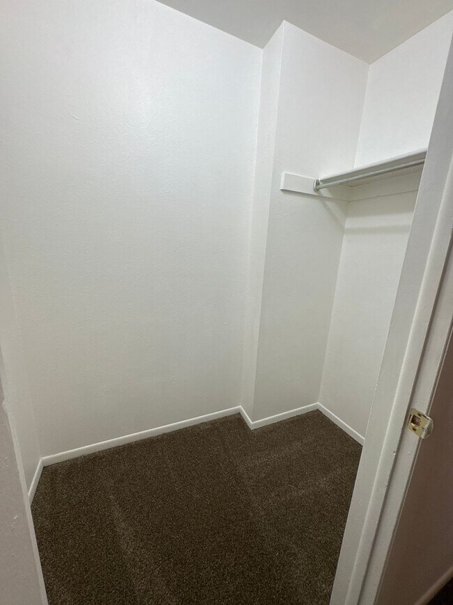 Building Photo - 314 Bonnie Ct