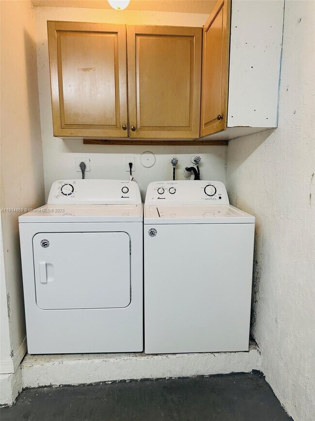 Building Photo - 14116 SW 260th St