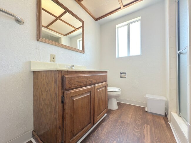Building Photo - 4-Bedroom Home with Expansive Backyard in ...