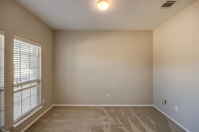 Building Photo - 2228 Canyon Point