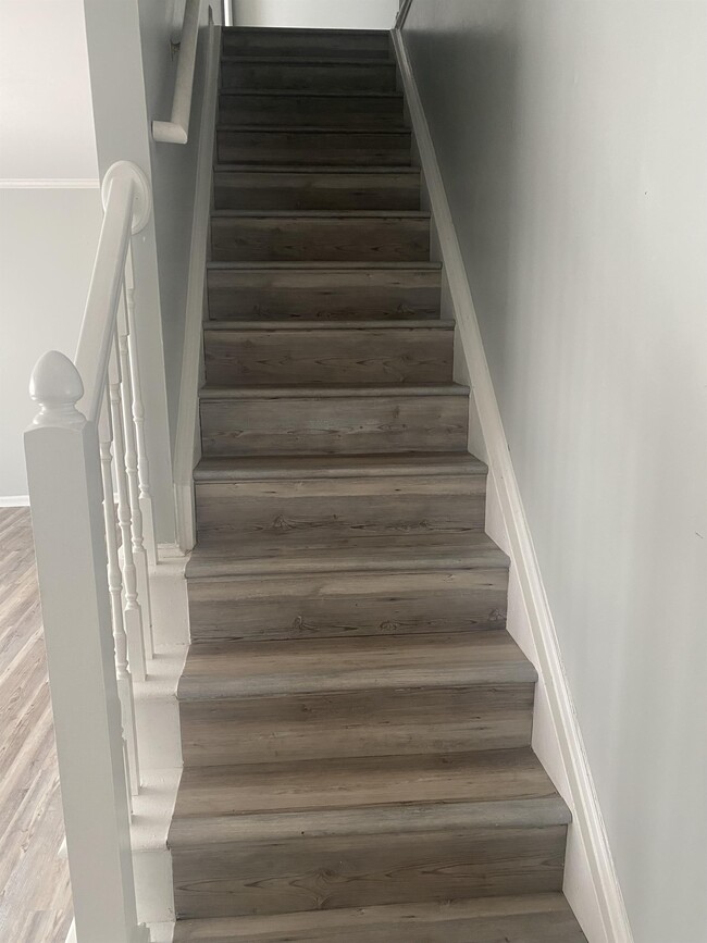 Building Photo - 3814 Sterling Pointe Dr