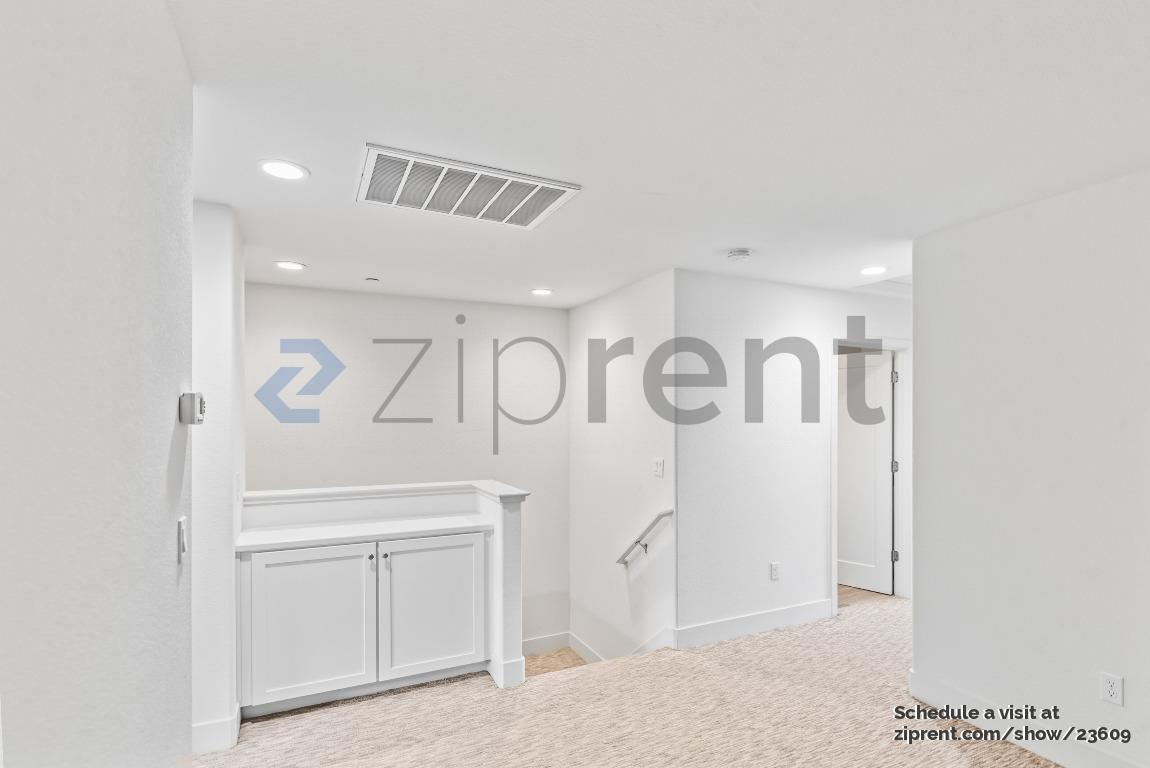 Building Photo - 37577 Masts Cove Way