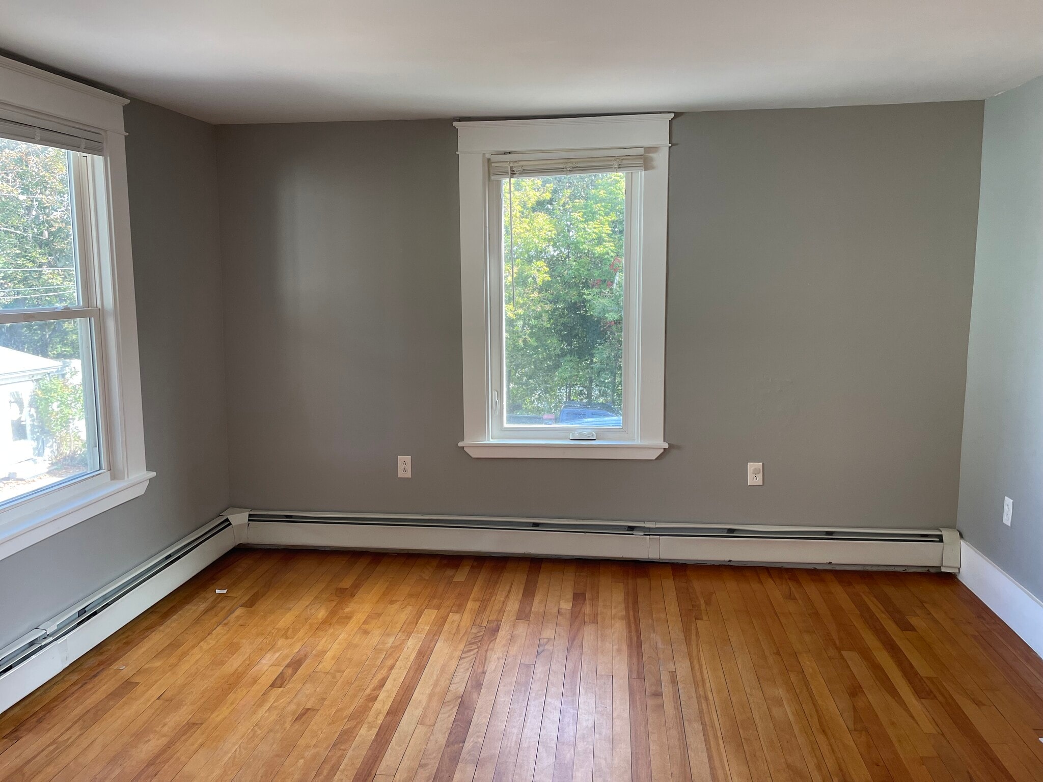 Building Photo - 6 York St