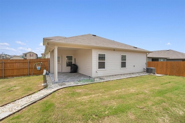 Building Photo - 6112 Montrelia Dr