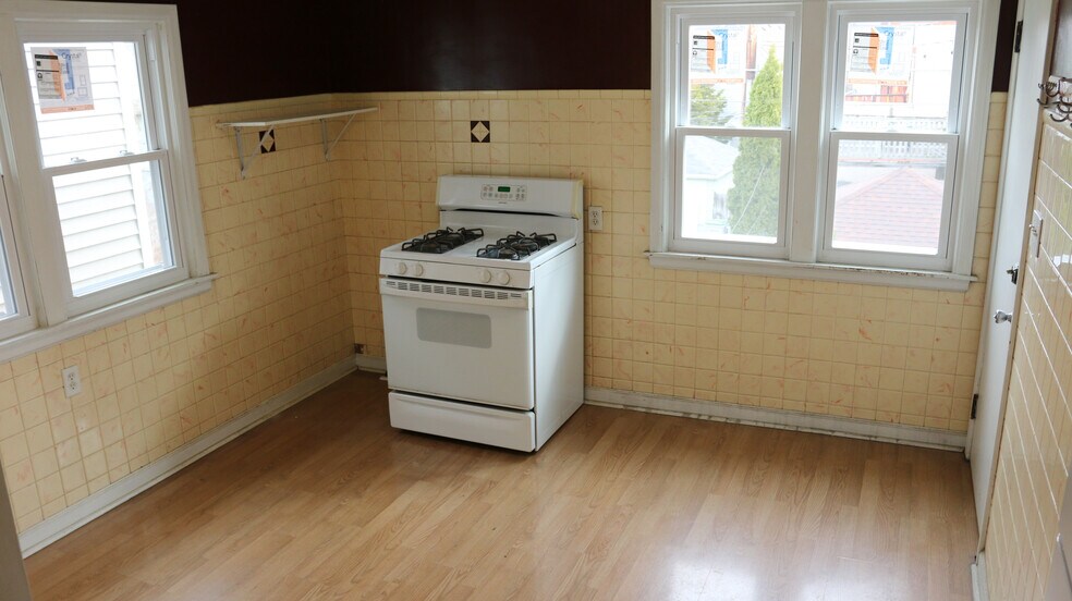 Building Photo - 3108A N Pierce St