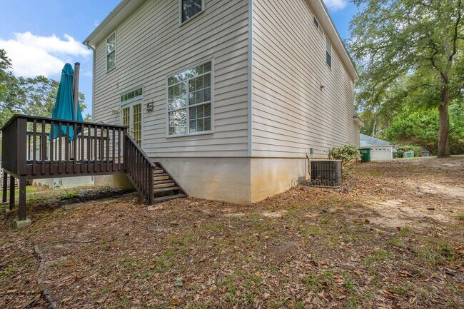 Building Photo - 8313 Elan Dr