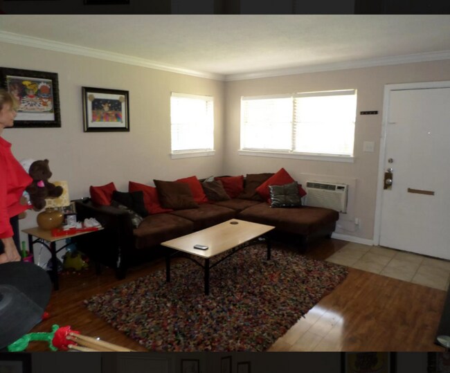 Building Photo - 3619 Garrott St