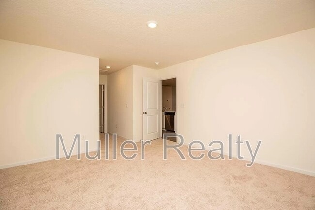 Building Photo - 7452 Game Bird St
