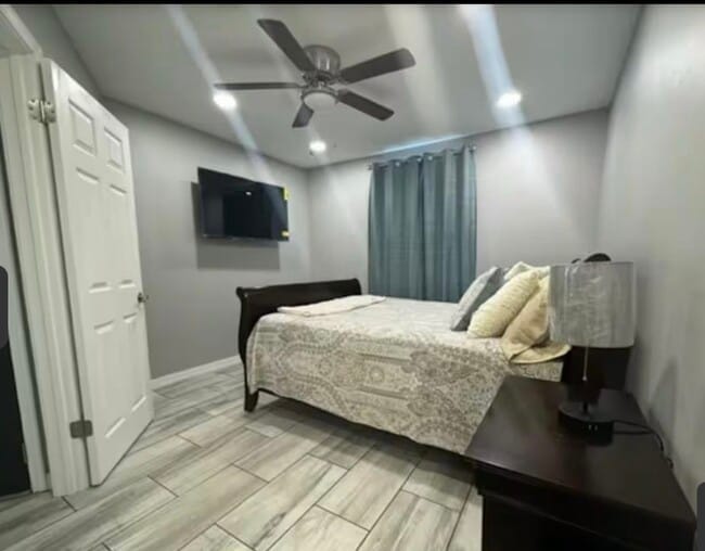 Building Photo - 100 Willow Ridge Dr