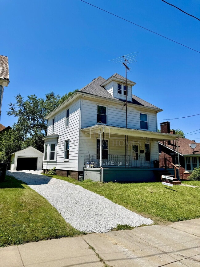 Building Photo - 135 South Mc Kinley Avenue