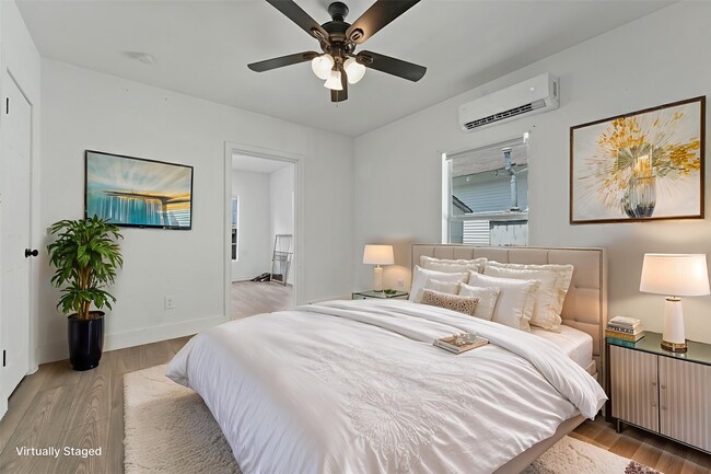 Building Photo - 3019 Florida St