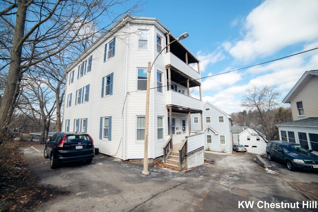Building Photo - 10 Duffley Ct