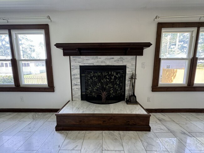 Building Photo - RARE OPPORTUNITY TO LIVE IN PUNGO, NEAR MUNDEN POINT PARK! 3/2.5 SINGLE FAMILY HOME